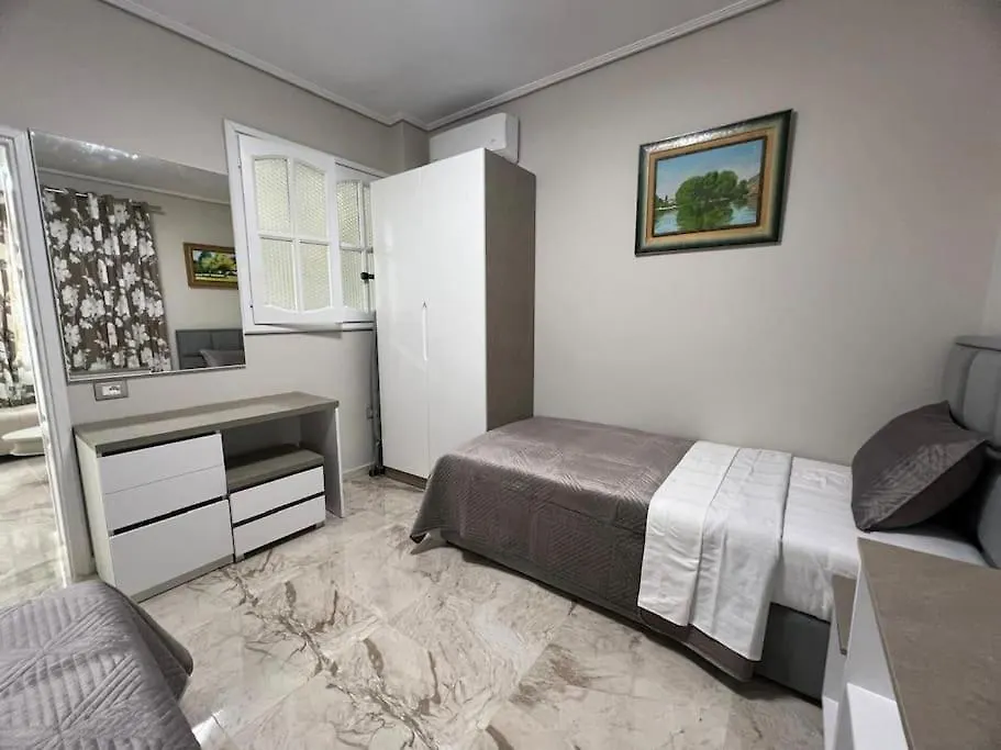 Muradie Apartment Влёра