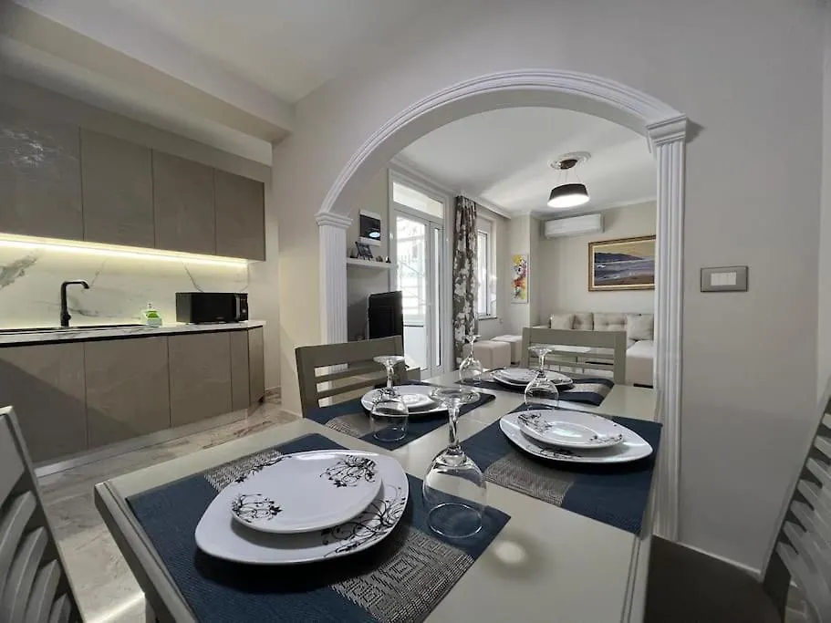 Muradie Apartment Vlorë Vila